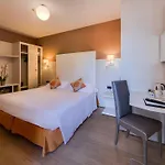 Western Regina Elena