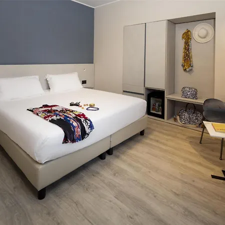 Ξενοδοχείο Western Regina Elena 4*