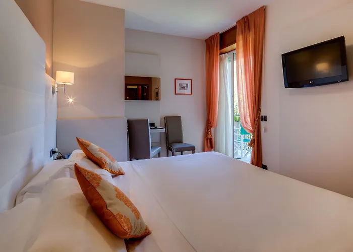 호텔 Western Regina Elena 4*
