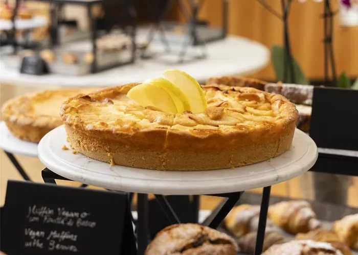 Hotel Western Regina Elena 4*